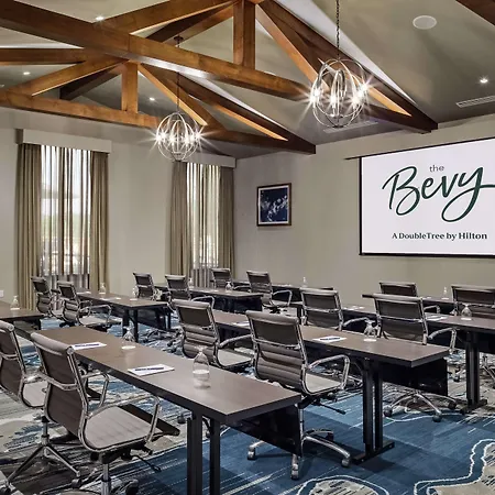 The Bevy Hotel Boerne, A Doubletree By Hilton-2